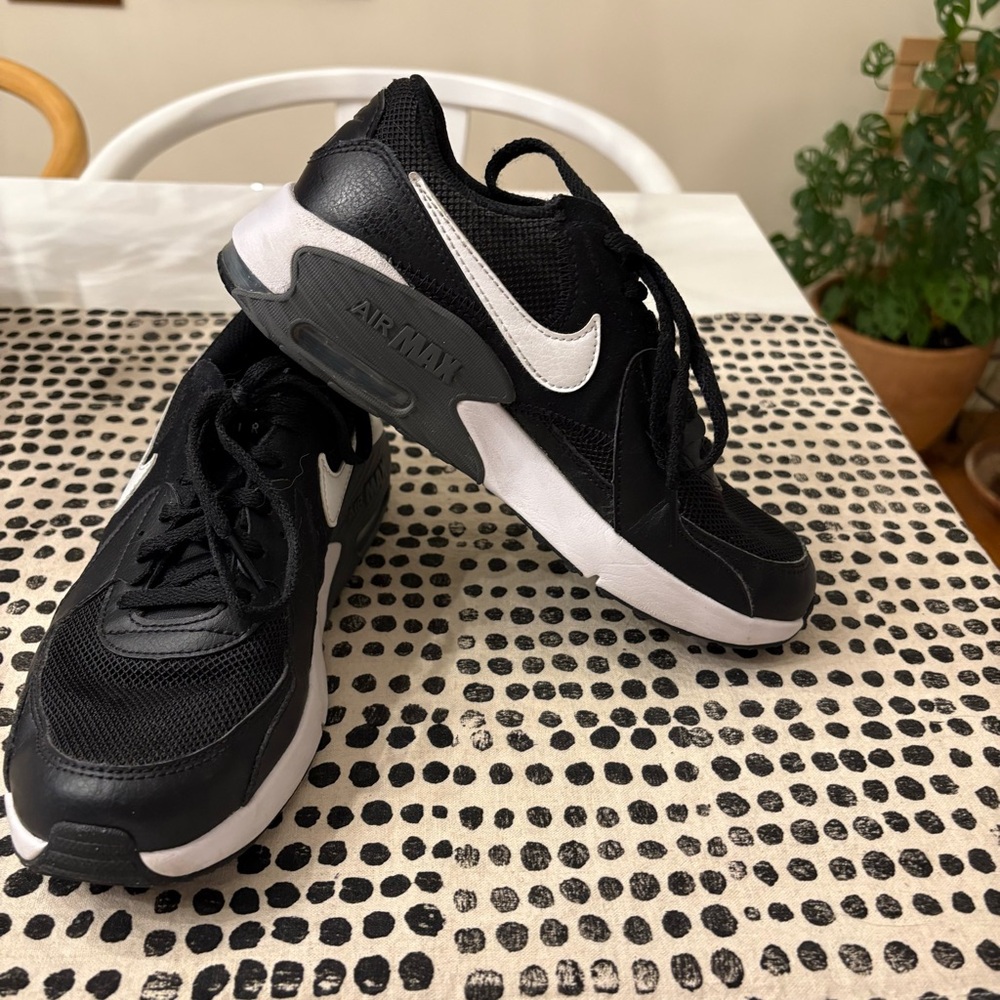 NIKE | Kids Air Max Excee - Picture 2 of 9